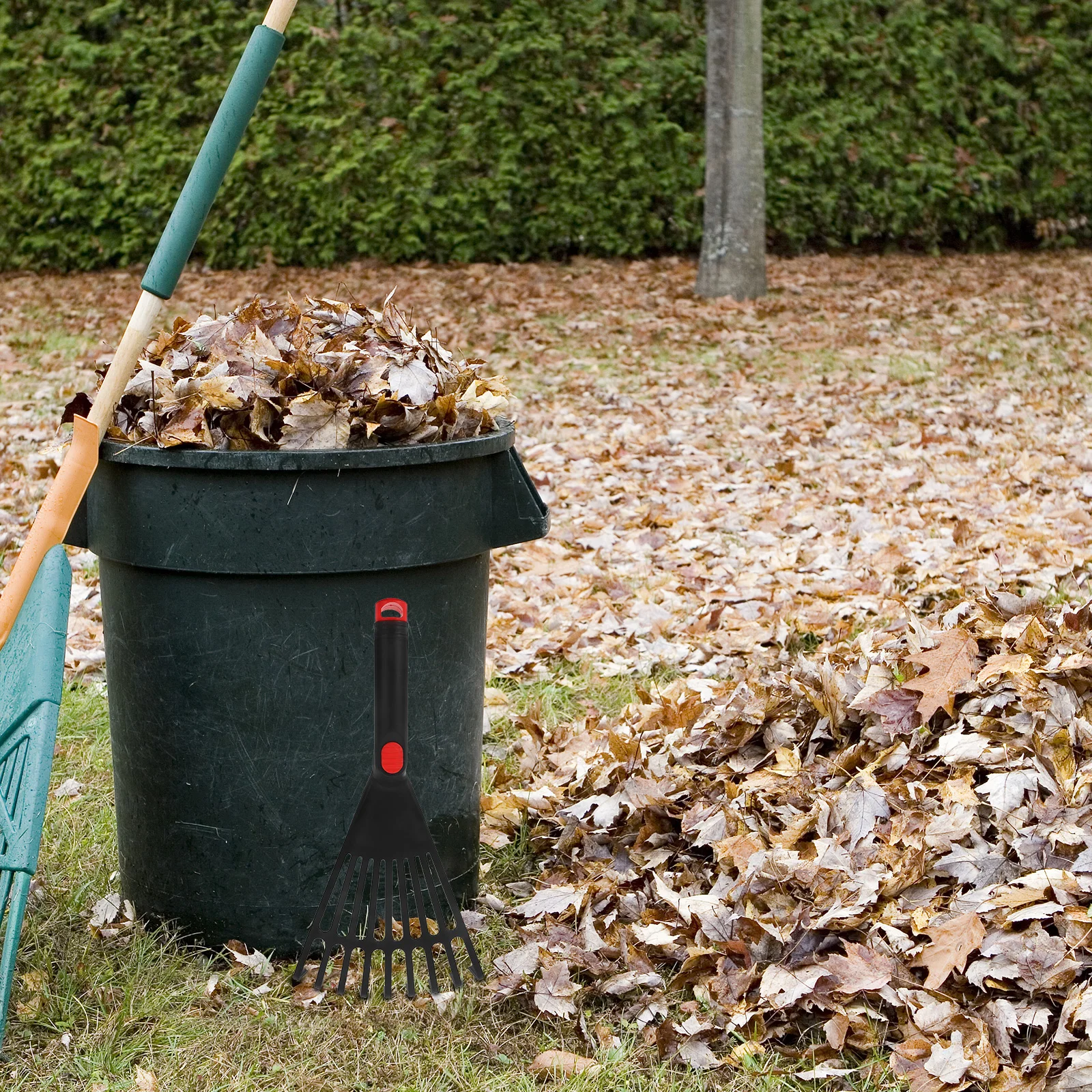 

Leaf Rake for Gardening Plastic Handle Small Garden Tool Flower Bed Outdoor Use Durable Comfortable Strong Structure Reliable