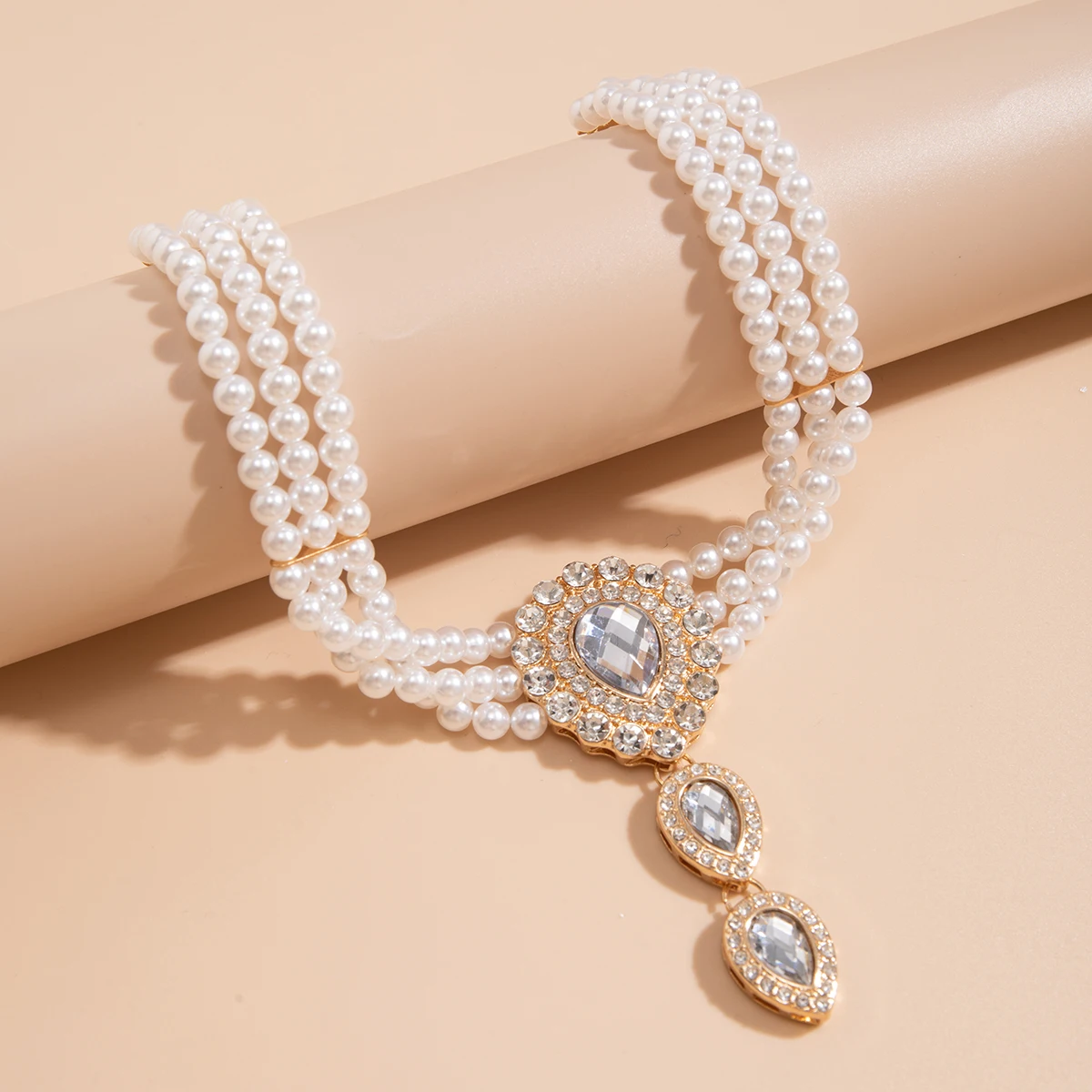 Imitation Pearl Beads with Green/Transparent Crystal Choker Necklace for Women Charms Collar Wedding Accessories Fashion Jewelry