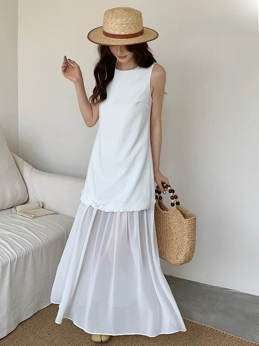 Vestido Sem Mangas de Estilo Suave para Mulheres Verão 2025, Decote Redondo, Saia de Malha, Design de Recorte, Moda E-commerc...