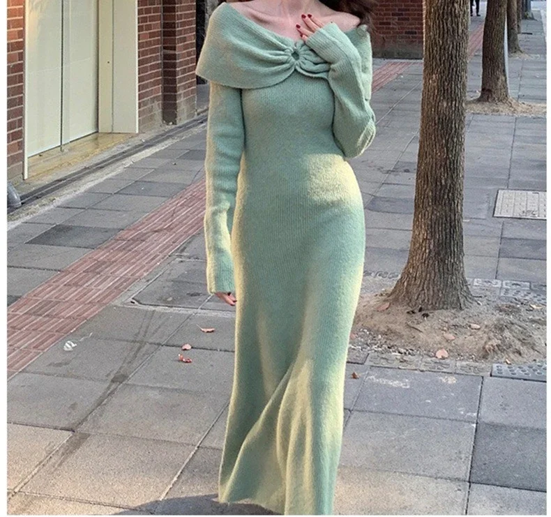 فستان جديد للخريف والشتاء برقبة واحدة بدون أكتاف، قميص نسائي متوسط الطول بطول الركبة، فستان صوفي