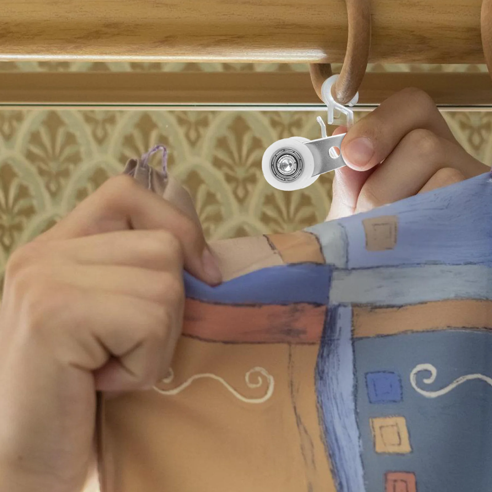 

2pcs Curtain Pulley Wheels Heavy Duty Nylon Iron Double Roller For Smooth Sliding Door Window Hardware Replacement Parts