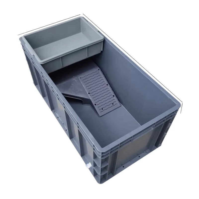 Special box for turtle raising with drainage and thickening