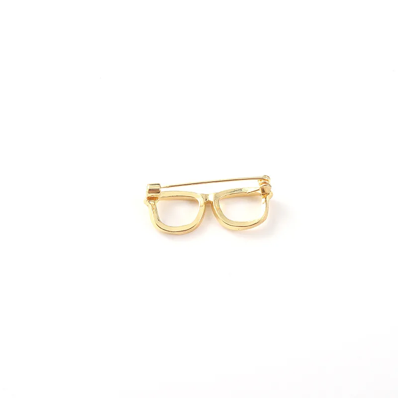 Broche en alliage en forme de lunettes pour hommes, chemise trempée, insigne tout match, accessoires vestisens, épinglette de bijoux, européen, américain, nouveau