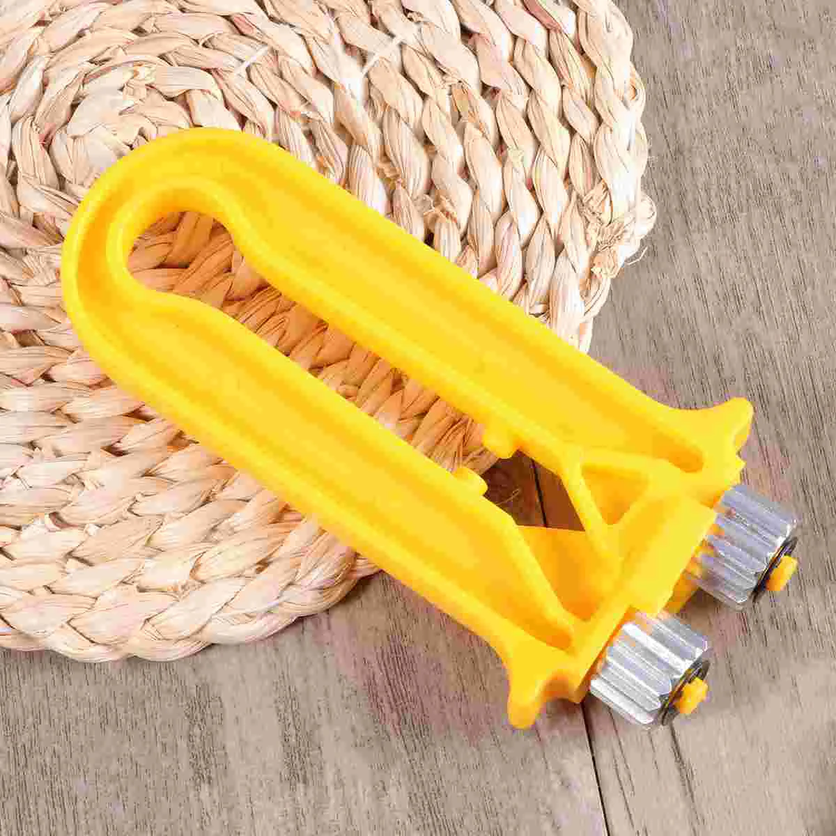 2 in Bee Frame Wire Tensioner Beekeeping Crimping Hive Crimper Tool Honeycomb Tensioning Cable Equipment and Tightening