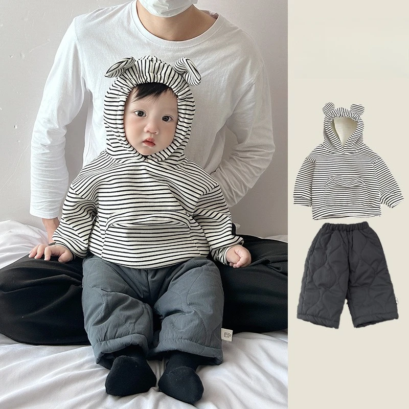 

Cute Bear Ear Fleece Hoodie Set for Toddlers - Autumn/Winter Infant Thickened Pant Warm Striped Outfit for Christmas