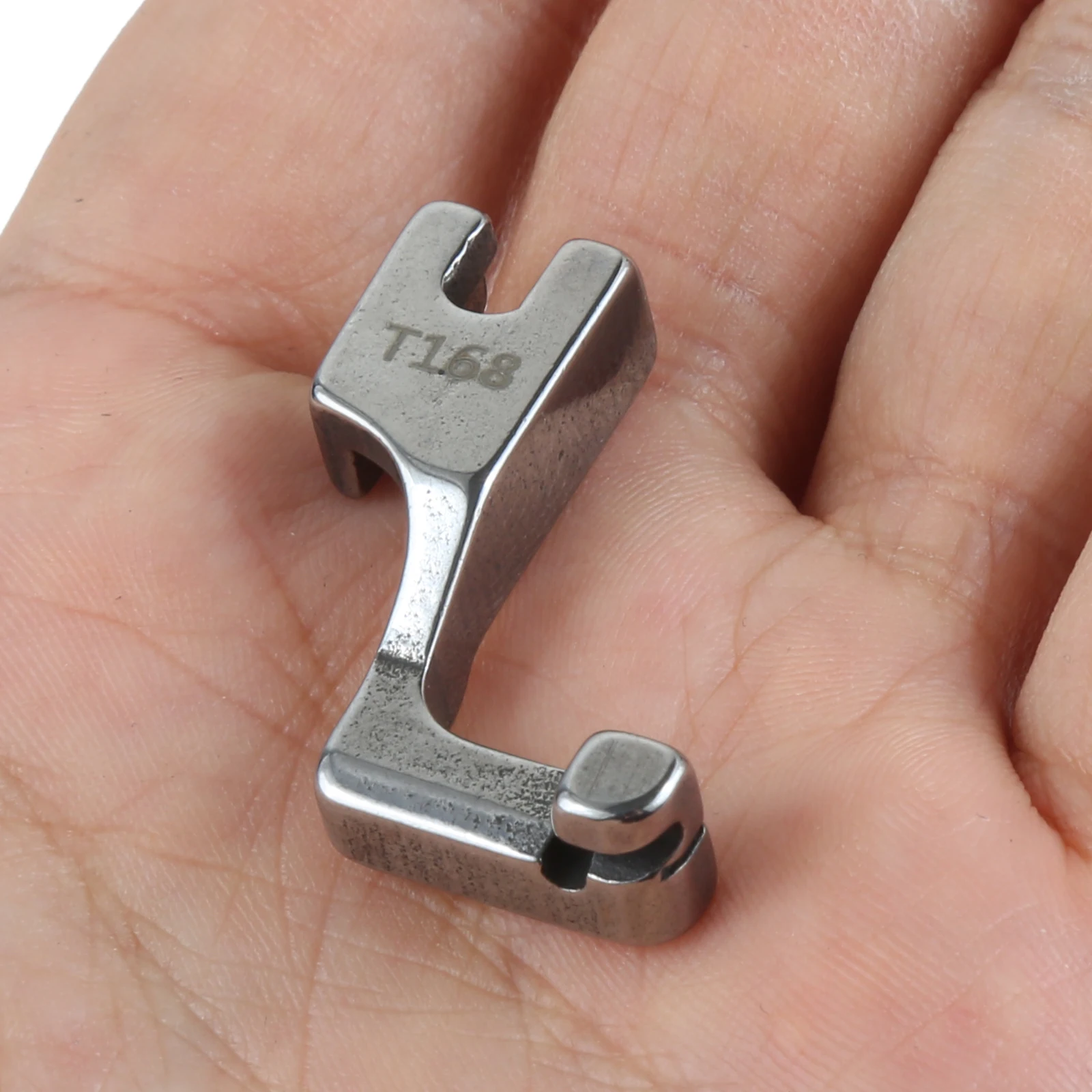 Прижимная лапка для молнии, 30*27 мм, S518L/T168