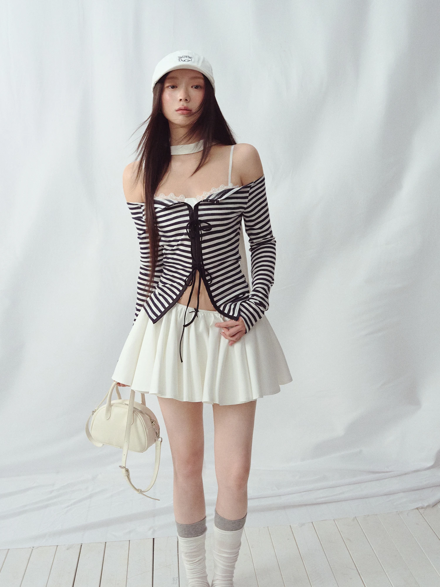 

La Lune Du Ciel Women's Slim Fit Long Sve T-irt One oulder Sun Protection Base irt Striped Commute Sle Korean Version