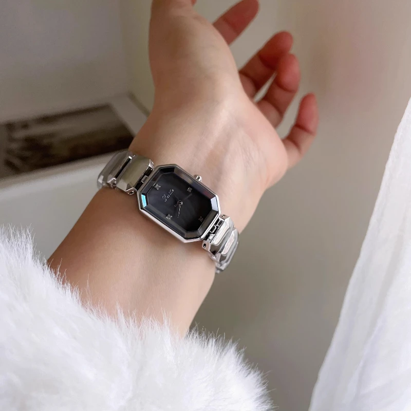 Luxury Diamond Fashion Women's Watch Small Golden Square Dial Quartz Watch for Women Bracelet Watch Relojes Para Damas