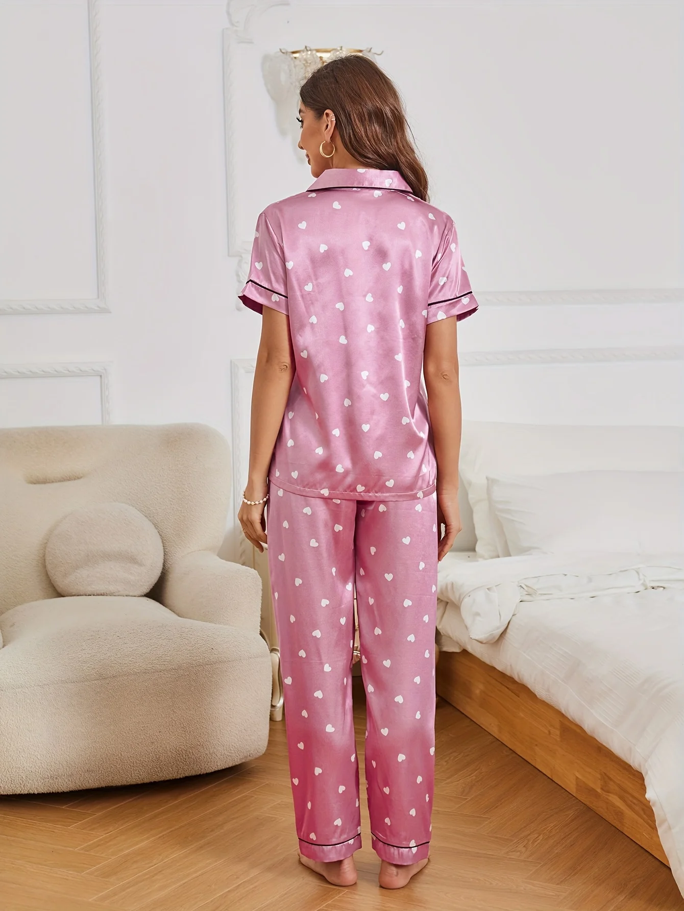 Heart Print Satin Pajama Set Casual Short Sleeve Buttons Lapel Top & Elastic Pants Women\'s Sleepwear