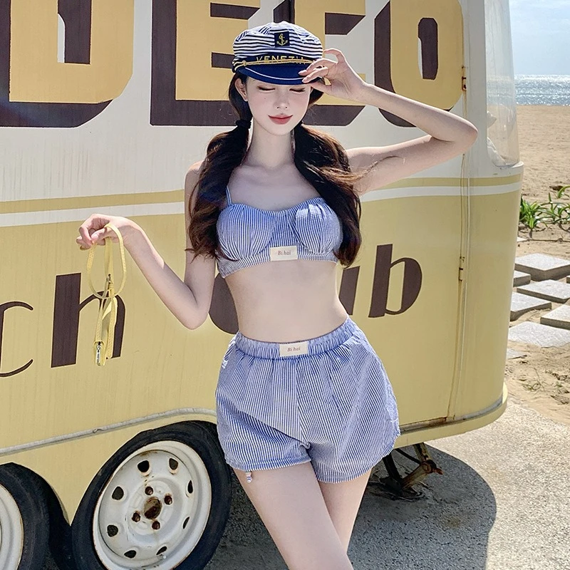 ชุดว่ายน้ำบิกินี่ 3 ชิ้น ลายทางสีน้ำเงินขาว สไตล์น่ารักหวานแบบนautical เอวสูง แฟชั่นใหม่สำหรับผู้หญิง