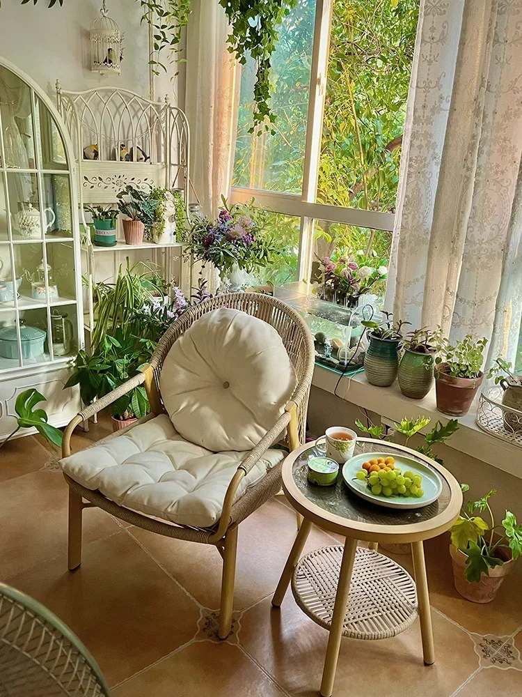Balcony small table and chairs small apartment sofa recliner reading and drinking tea leisure chair rattan garden outdoor table