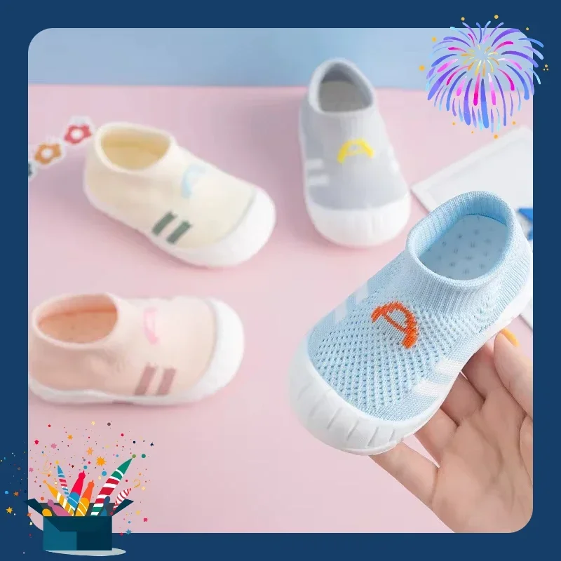 حذاء رياضي للأطفال حديثي الولادة خفيف الوزن، مضاد للناعمة، مضاد للانزلاق، مكون من طبقتين شبكي يسمح بمرور الهواء