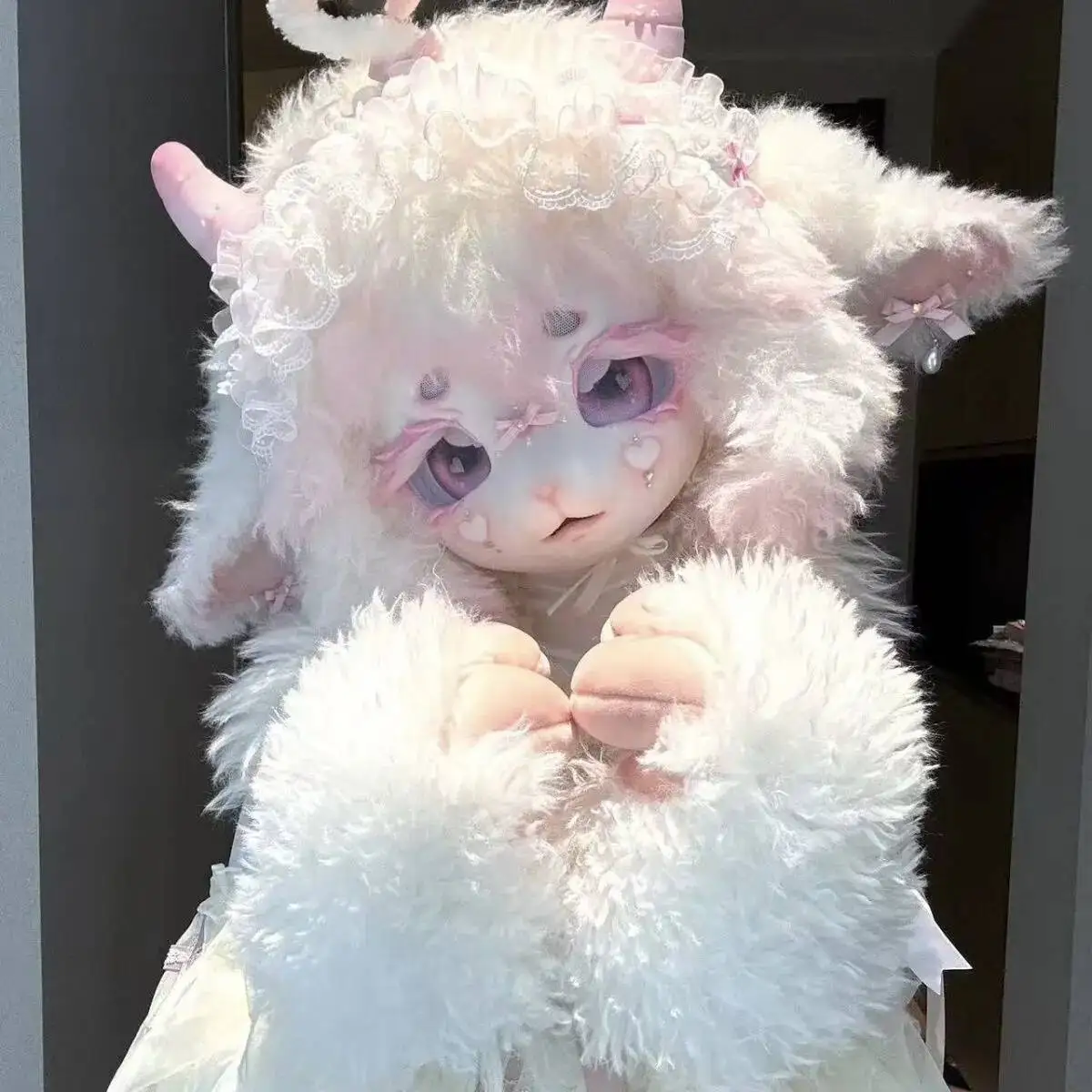 

Handmade Kig Fursuit Head, Cute Sheep Lamb Kemono Mask, Anime Cosplay Full Head, Pink White Lolita Furry Costume for Furry Fans