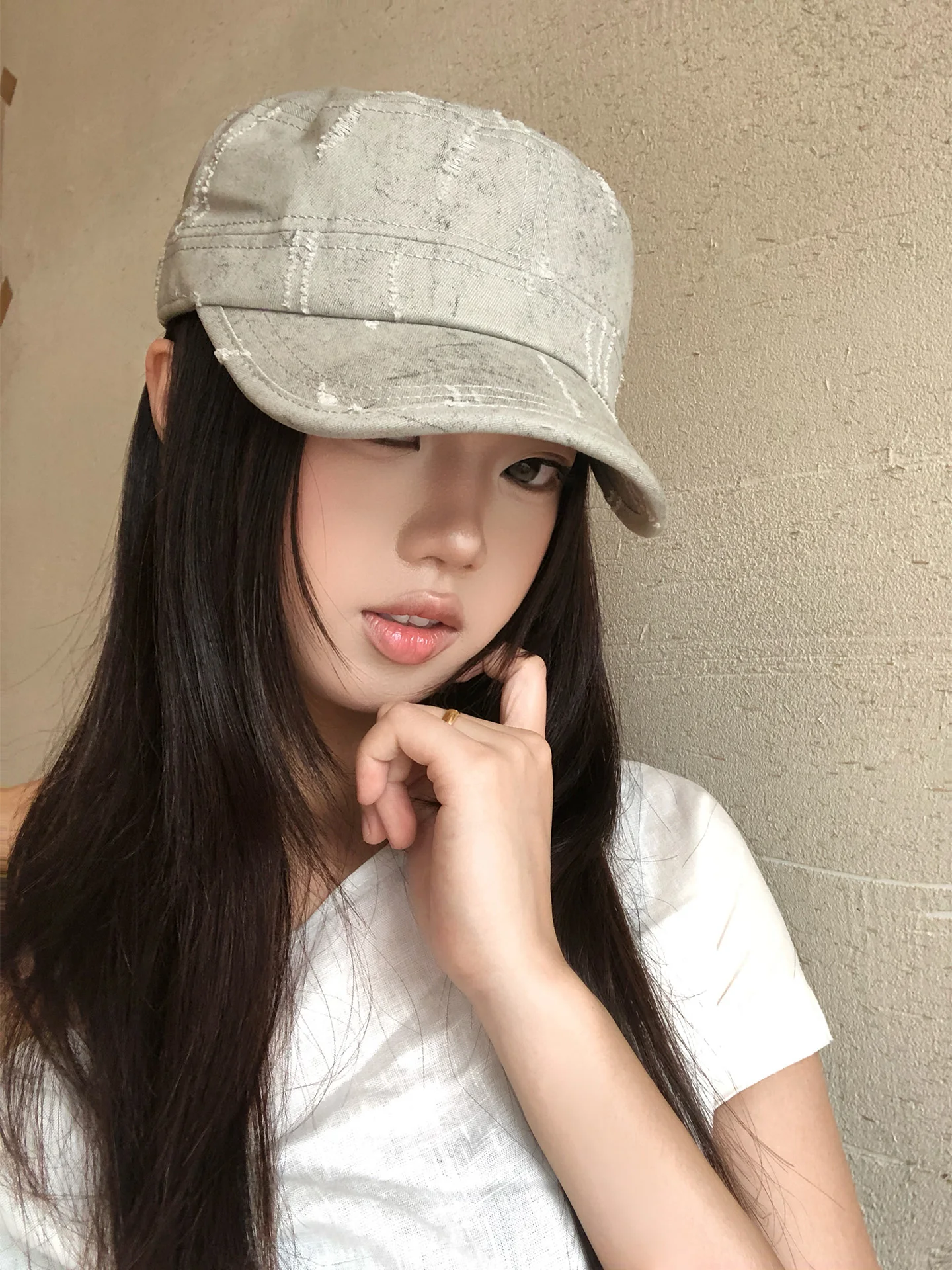 Minimalist Style Women's Beret Hat Spring Summer New Fashion Personality Hole Punch Flat Top Equestrian Cap Face Slimming Trendy