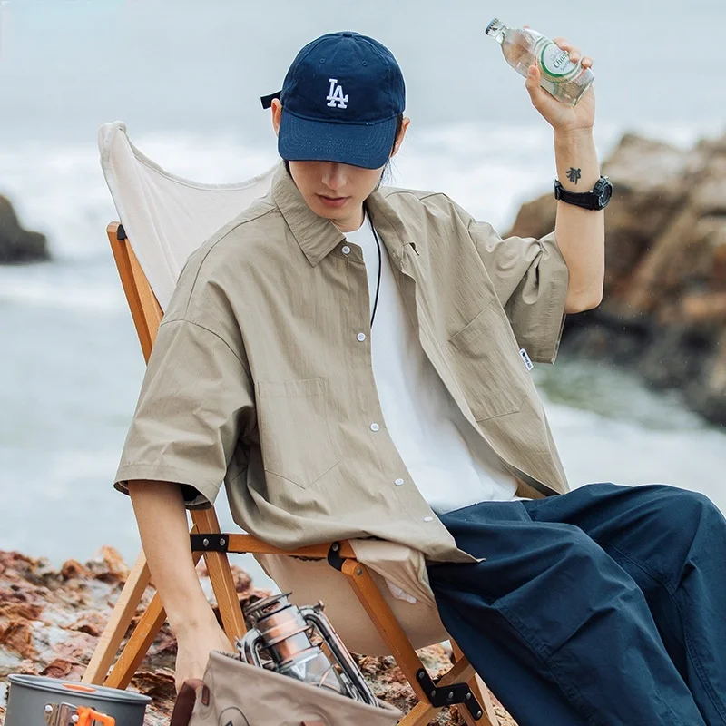 

Men's Pocket Design Short Sleeve Shirt Vintage Loose Solid Colour Simple Casual Shirt Outdoor