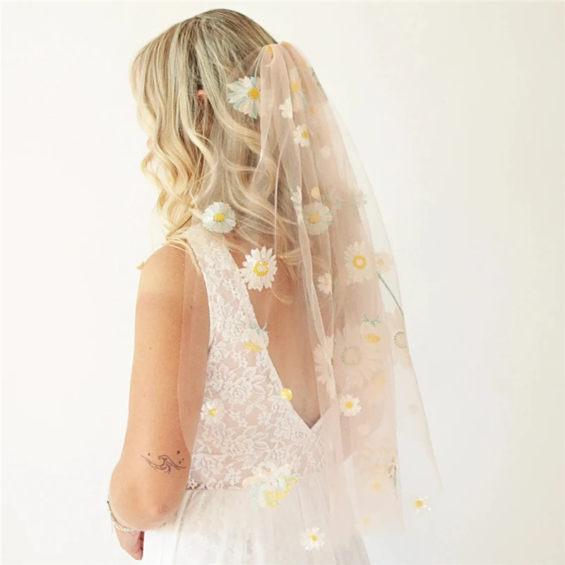 Sequins Daisy Starry Sparkly Floral Wedding Bridal Veils Cathedral Long Pink Champagner Flowers Tulle Unique Spring Accessories