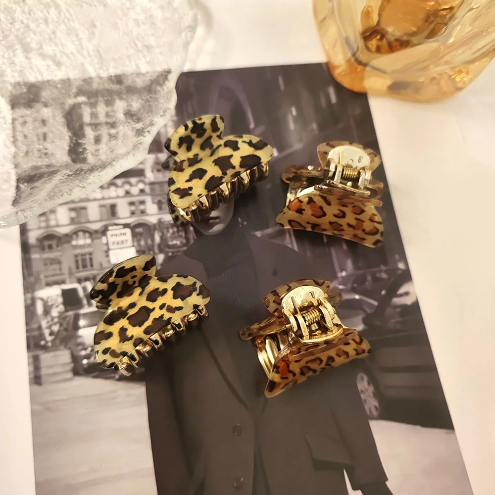 2PC European and American 4cm Leopard Hair Claw Clips for Women Girls Korean Hair Grips Accessories Ornament