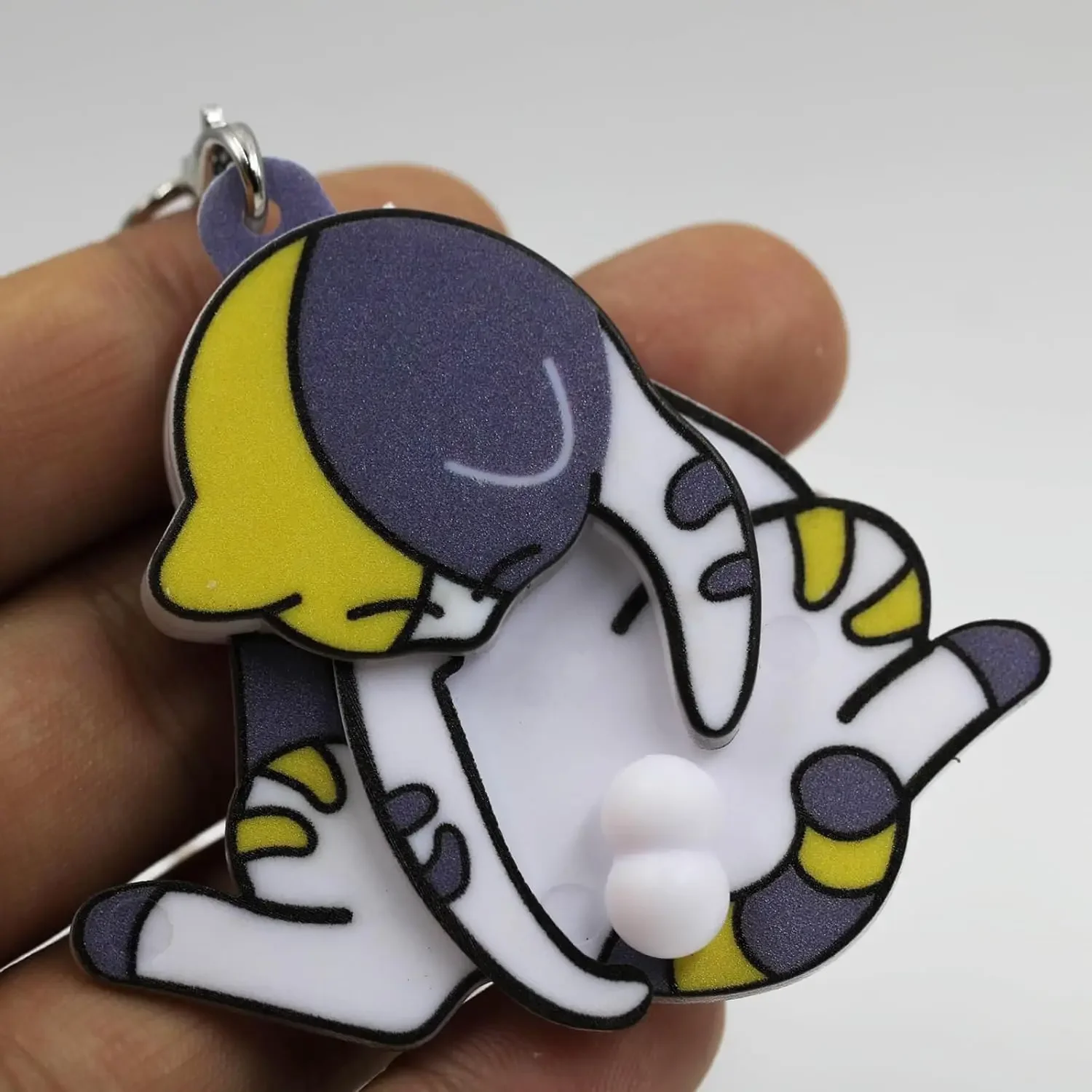 Adorable porte-clés rotatif en forme d'œuf de chat, jouet amusant et original, accessoire pour animaux de compagnie avec Clip pour sacs, parfait pour les chats ludiques, cadeaux réactifs