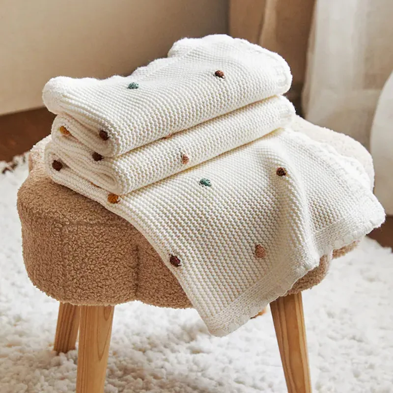 

Summer Knitted Crocheted Beige Office Nap Air Conditioning Blanket with Colorful Dots Adult Kids Bedroom Sofa Blanket Home Decor