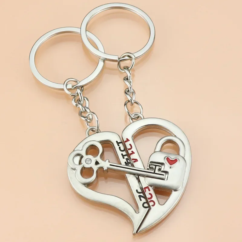 Metal Love Letter Couple Keychain Pendant Festival Souvenir Activity Small Gifts for Men and Women Keyrings