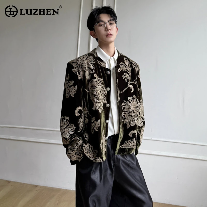 LUZHEN 2026 New High Quality Velvet Embroidery Pattern Chinese Style Handsome Male Jacket Round Neck Elegant Men's Coat JY8944