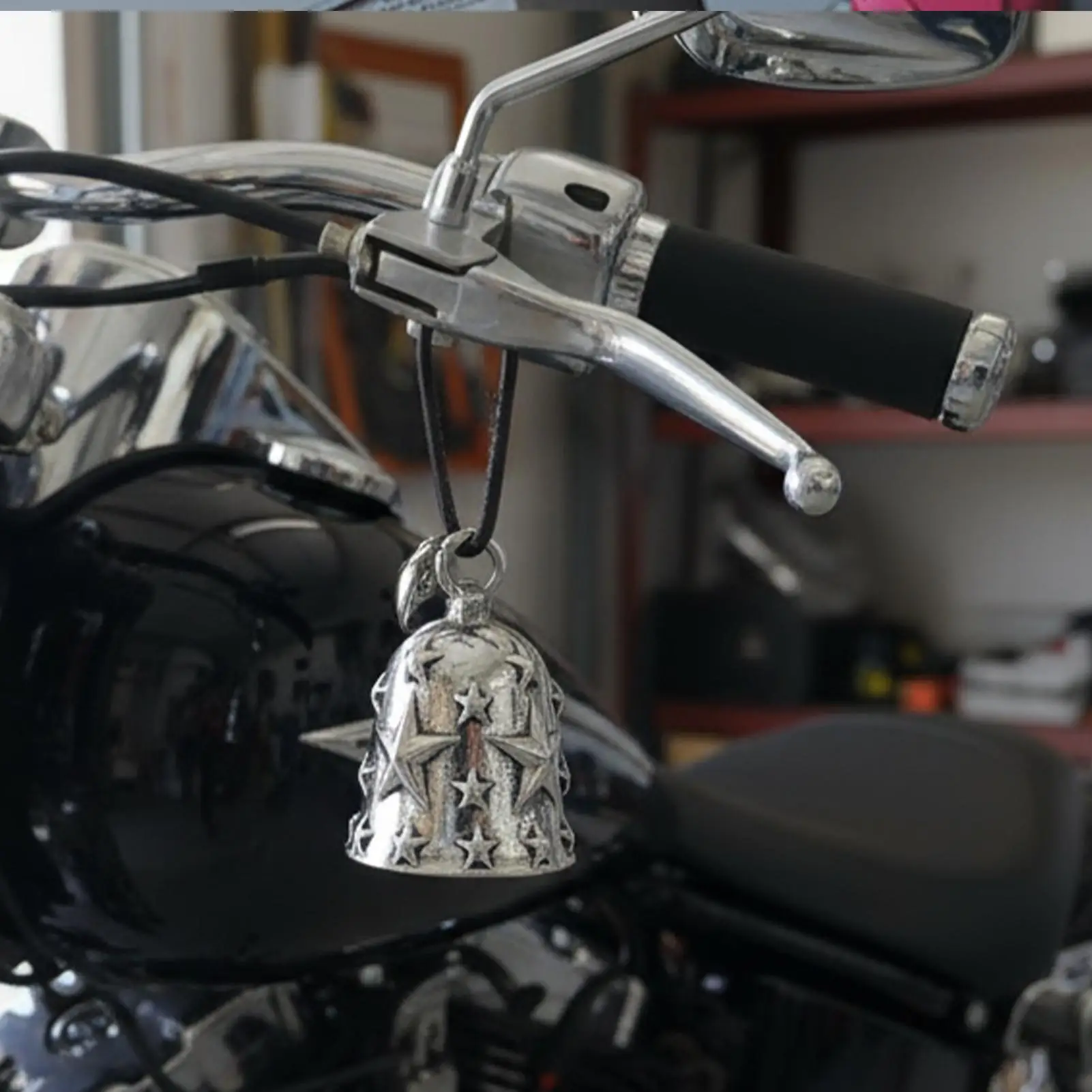 Motorcycle Riding Bell Embossed Star Alloy Pendant Motorcycle Riding Bell Keychain Pendant for Motorcycle decoration accessory