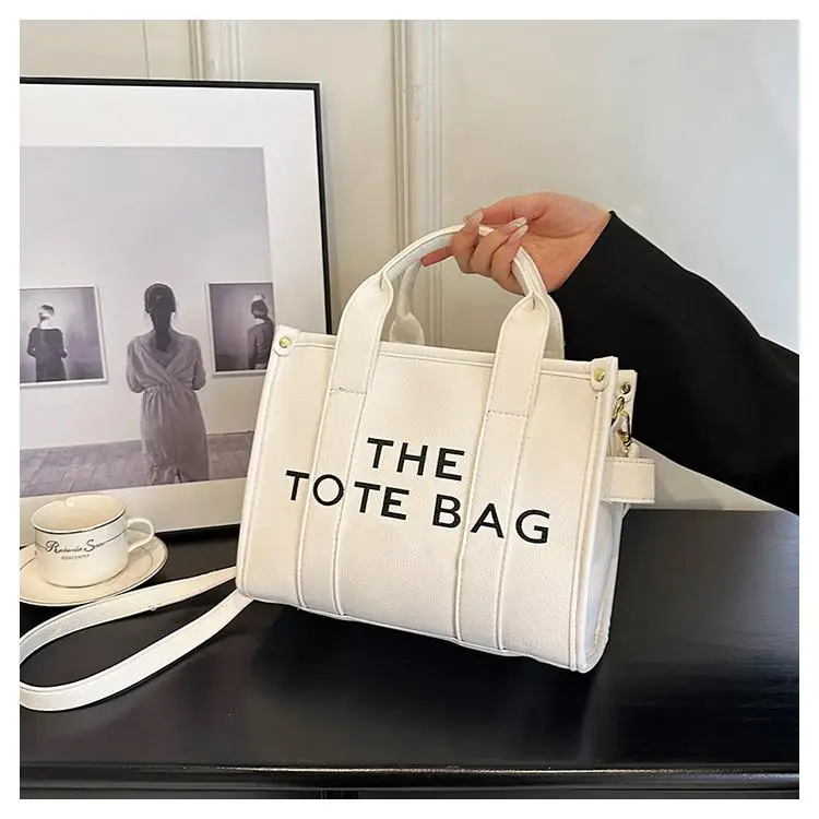 حقيبة يد نسائية كبيرة السعة وعصرية، حقيبة كتف متعددة الاستخدامات بتصميم جديد لعام 2024، مصنوعة من الجلد الصناعي للاستخدام اليومي