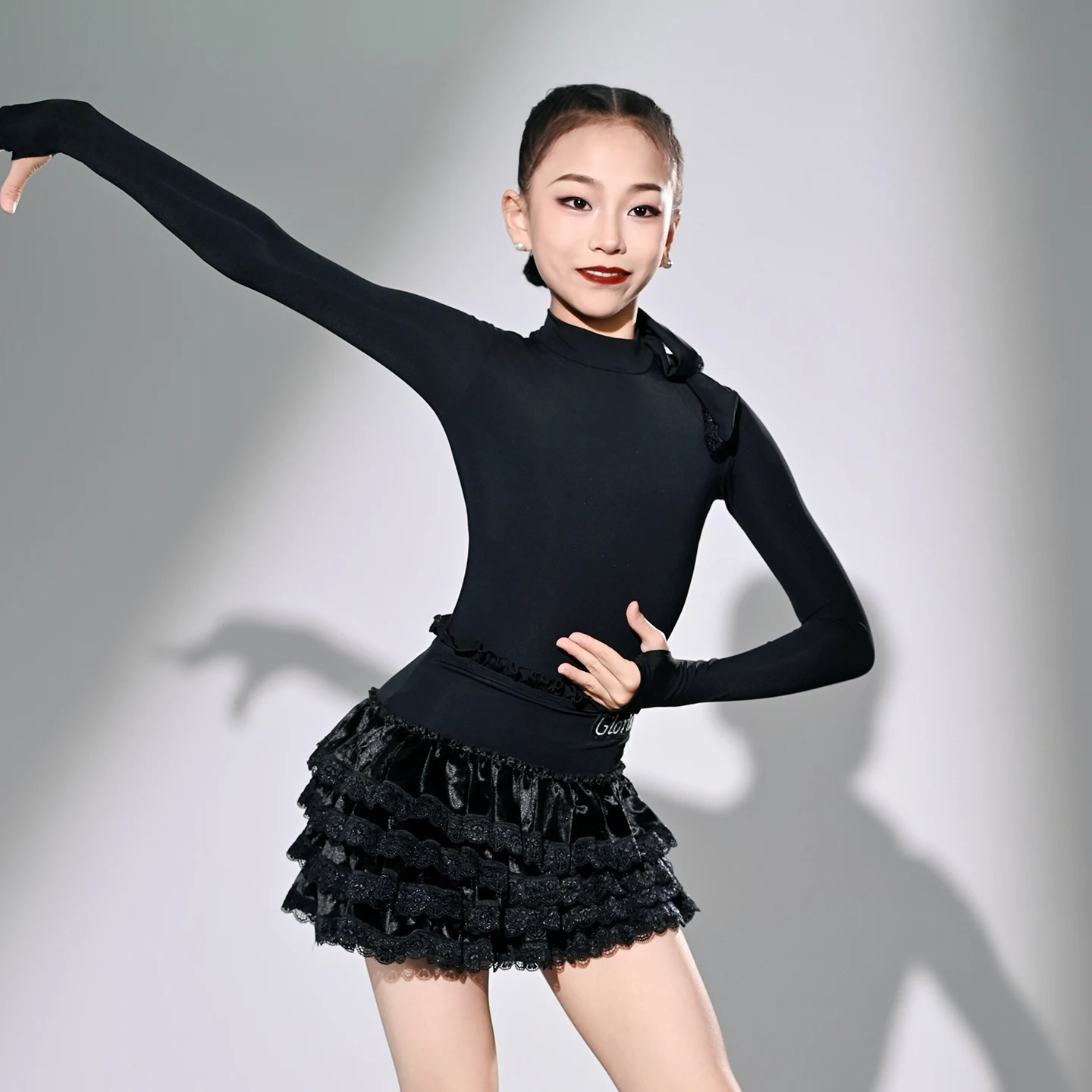 2025 High Neck Long Sleeved Top Cake Skirt Practice Suit Latin Dance Performance Costumes For Girls Chacha Latin Wear XH3196