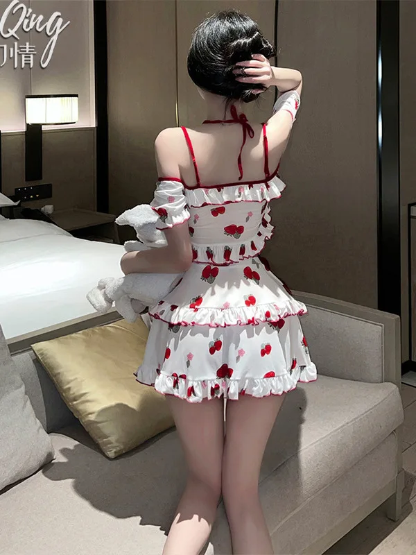 New Cute Strawberry Set Underwear Hanging Straps Mature Charm Bold Home Sexy Pure Desire Style Student Uniform Skirt Set HNE6