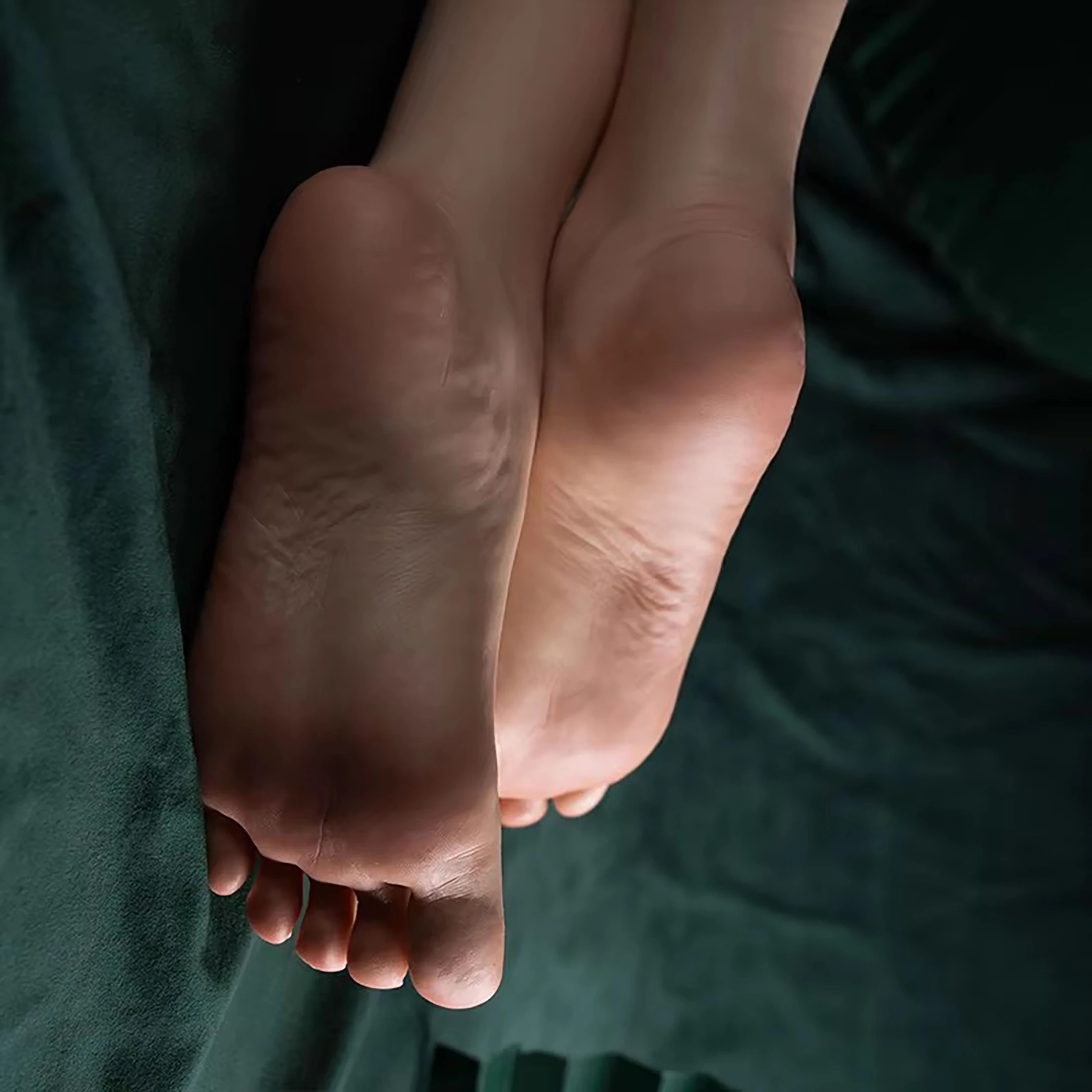 

21,5 см манекен, силиконовая модель ног, женские накладные ногти, тренировочная нога для обуви, носки, демонстрация ювелирных изделий, художественная коллекция Z3501