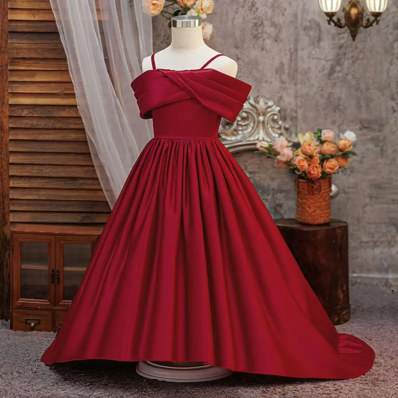 2026 New Girls' Formal Dress With Train Strapless Off-the-Shoulder Satin Gown for Birthday Parties and Evening Events