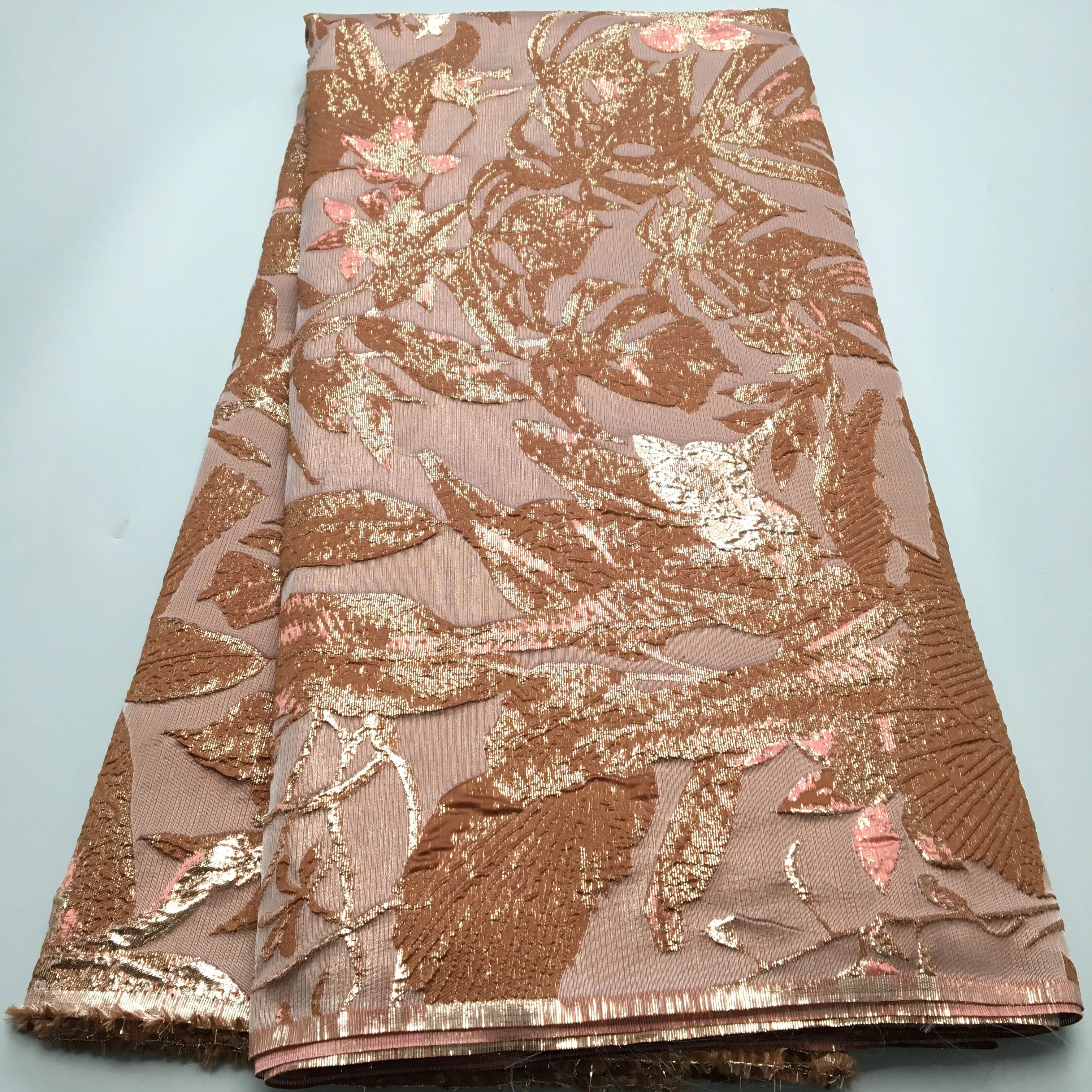 Damask African Gilding Lace Fabric 2024 Latest Nigeria French Brocade Jacquard Lace Fabric for Women Ethnic Costume Sewing A3899