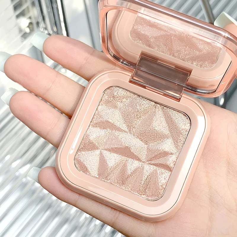 Monochrome Highlighter Powder  - đánh giá và giá Highlighter Bronzer Palette