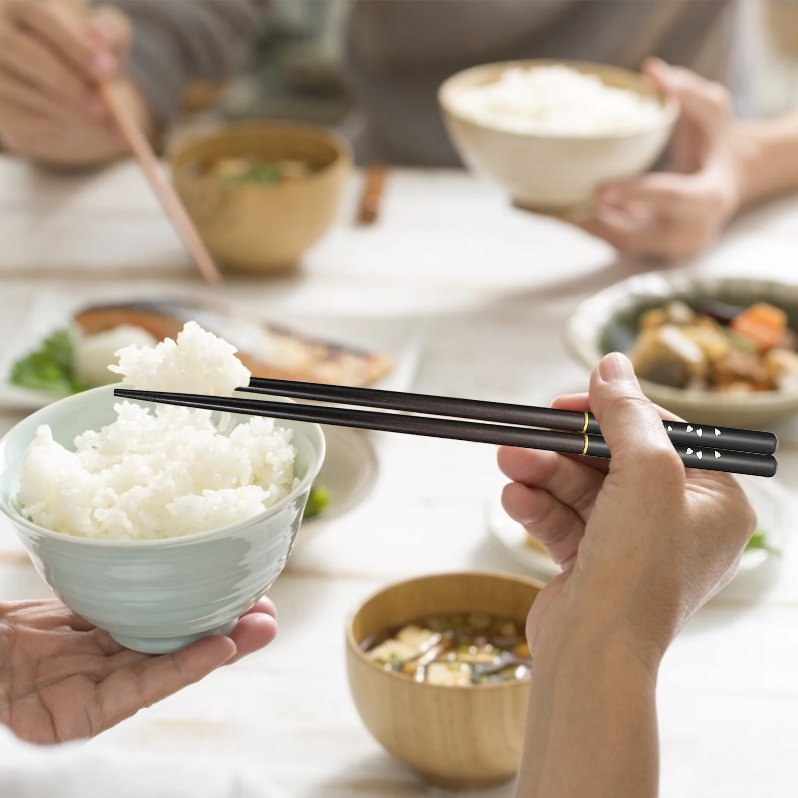 

1Set Chopsticks Chopstick Holder Combination Smooth Surface Proper Weight Not Heavy Ideal for Home Travel Outdoor Dining Wooden