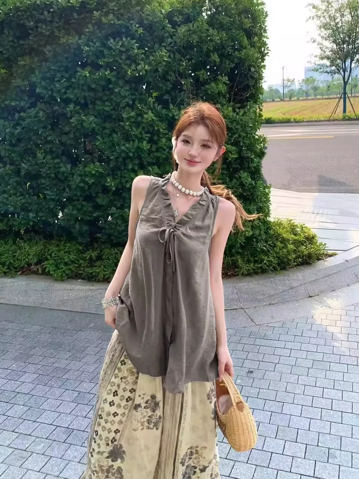 Loose Print V-Neck Sleeveless Top And Wide Leg Pants Two-Piece Set for Women Chinese New Style Texture Knot Design Summer Fas...
