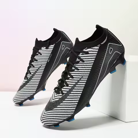 Soccer Shoes Men Training Professional Ultralight Football Boots Unisex Wholesale Women Breathable Drop Shipping Indoor Futsal