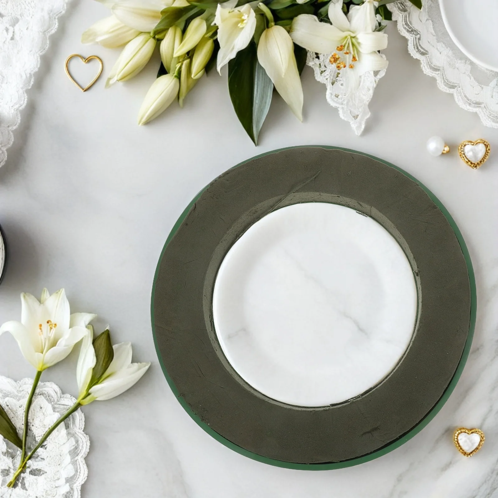 

Plastic Ring With Suction Cup For Wedding Car Decoration Green Garland Holder Wreath Base Plastic Wreath Ring Holder