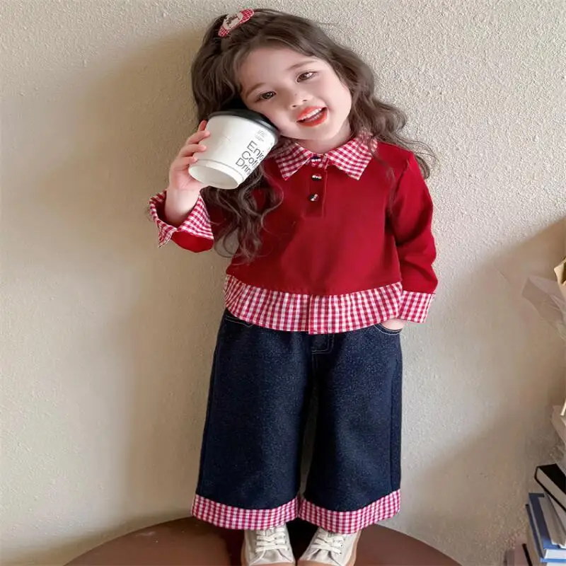 الفتيات الصغيرات الدنيم السراويل قطعتين مجموعة جديدة للأطفال النمط الغربي المرقعة هوديي موضة 2 قطعة الملابس سترة الصبي بلايز