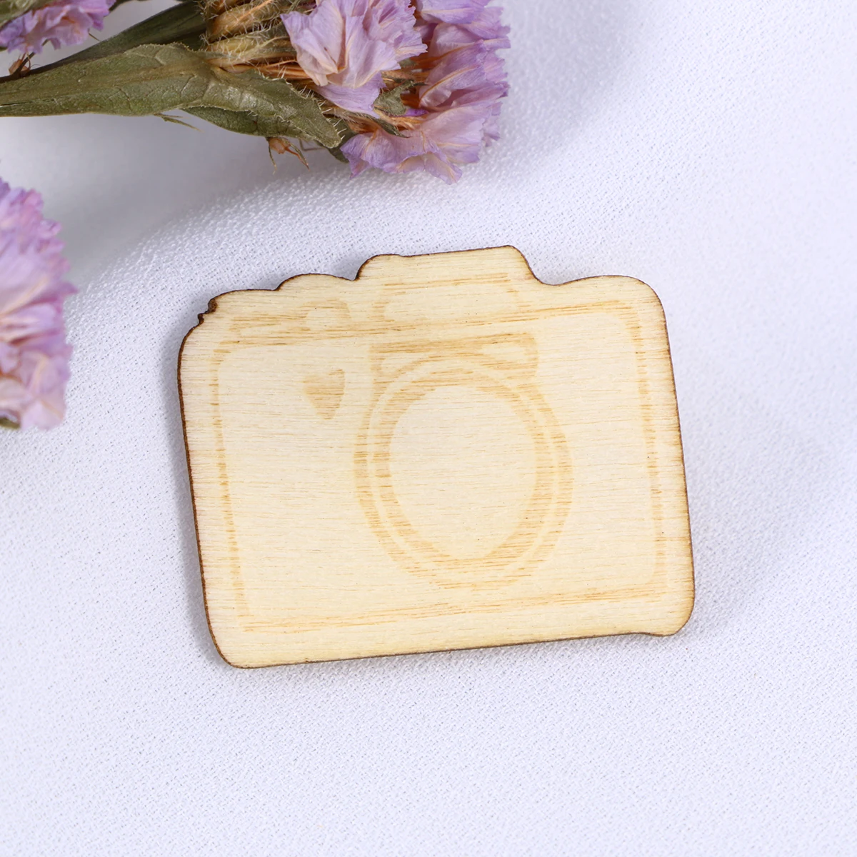 

10pcs Wood Cutouts Unfinished Ornaments for Crafts Smooth Wood DIY Handcrafts Parties Teaching Props Sewing Accessories
