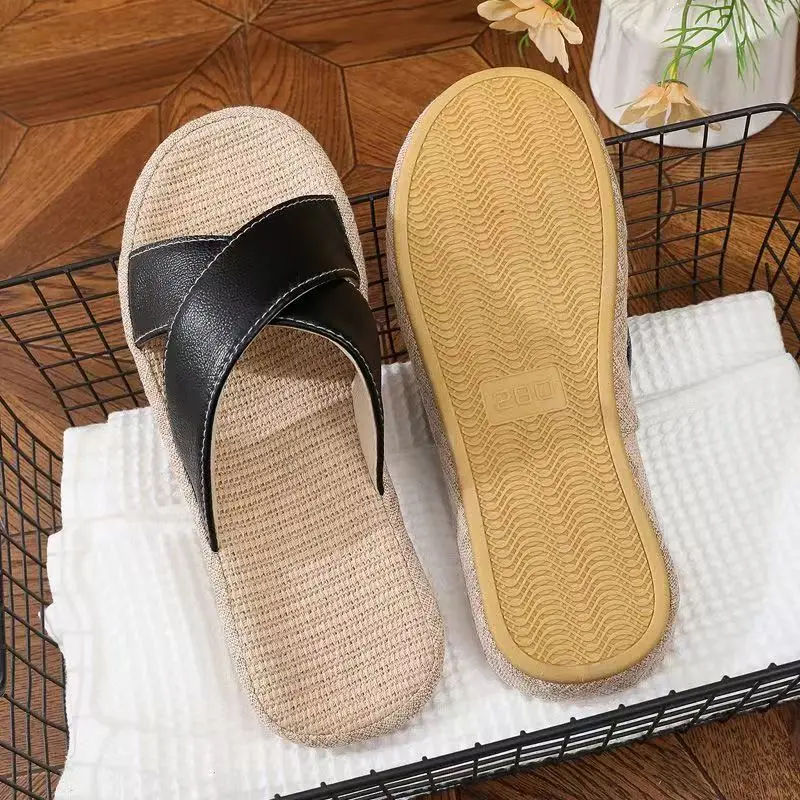 Man's Summer New Open Toe Leather Linen Slippers Rubber Sole Non Slip Lightweight Anit Odor Home Slippers Wood Floor Slippers