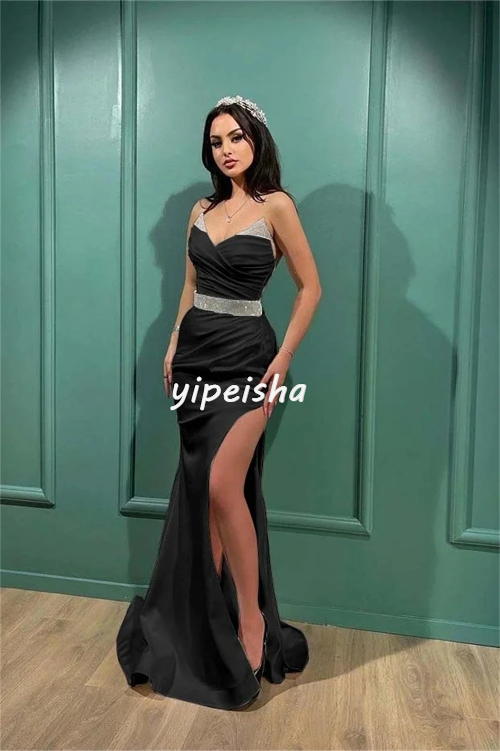 Abiti lunghi classici personalizzati con strass scintillanti increspati a sirena con scollo a cuore Abiti da cerimonia su misura Moda stile moderno retrò