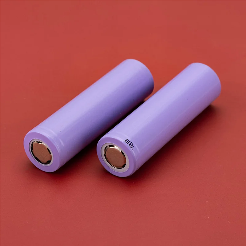 ICR18650 Перезаряжаемая батарея 3,7 В 2000 мАч Литий-ионная батарея для DIY Электроинструмент Батарея Фонарик Солнечный свет