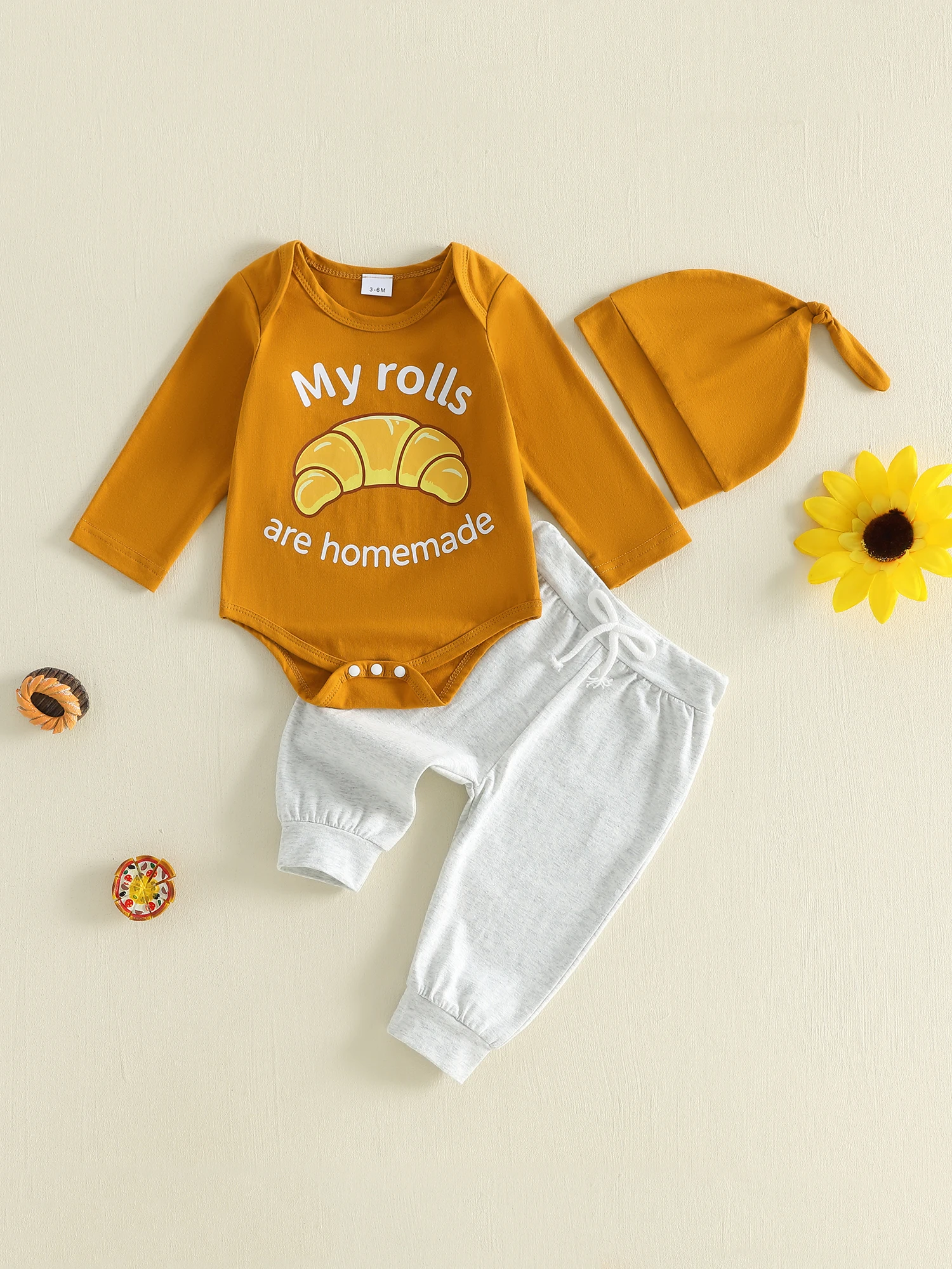 

Infant Boys 3-Piece Autumn Ensemble featuring Long-Sleeve Croissant Patterned Matching Trousers and Coordinating