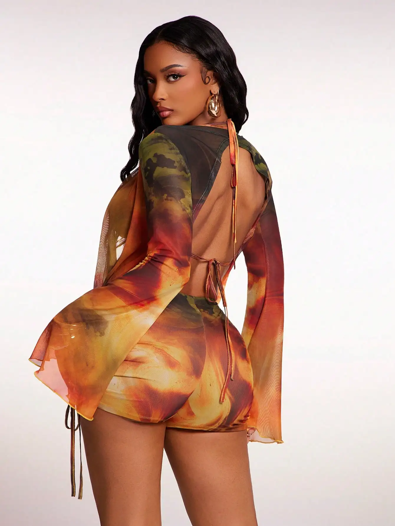 여성용 섹시 타이다이 3피스 세트: 긴팔 드레이프 커버업 + 브라탑 + 드로스트링 반바지 (해변 및 휴가용)