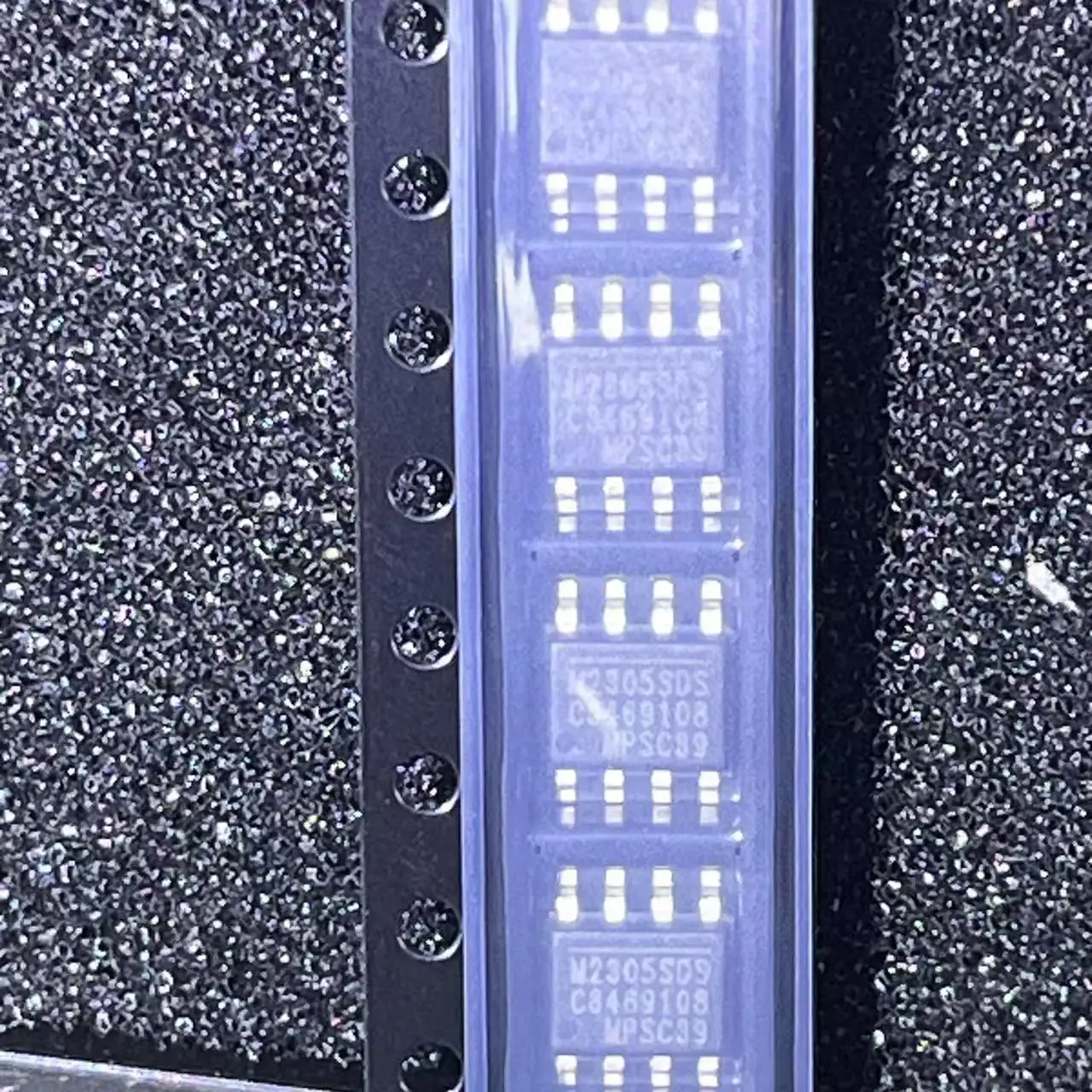 

MP2305SDS-LF-Z M2305SDS Fin1018mx M95080-WMN3TP 95080WQ Inn801gs M95640-WMN6TP 95640W6 25Lc040-I/Sn LJ245A SN74LVC4245ADBR