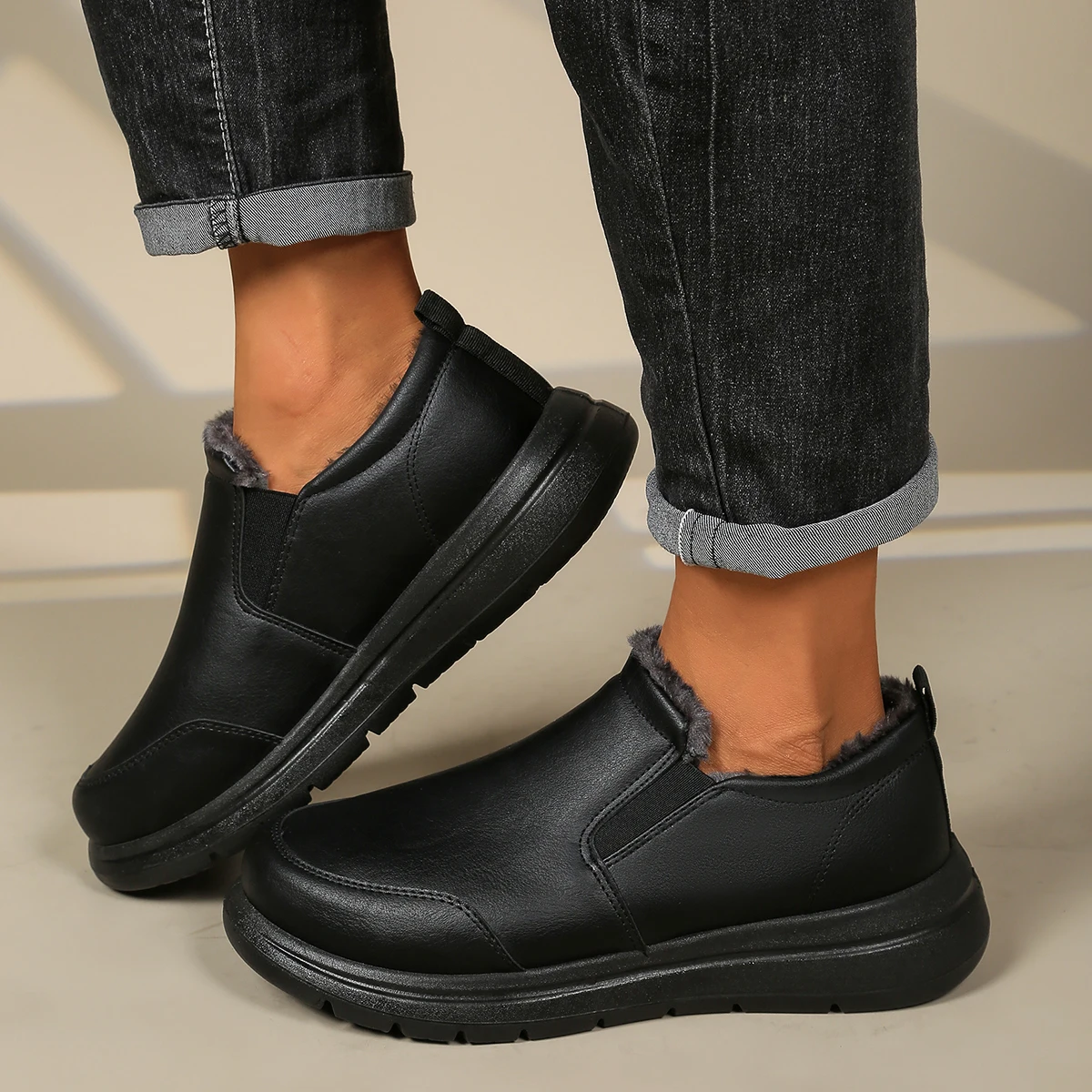 

Fashionable men's leather casual shoes, men's ankle boots, men's leather shoes, plush waterproof shoes, free shipping shoes