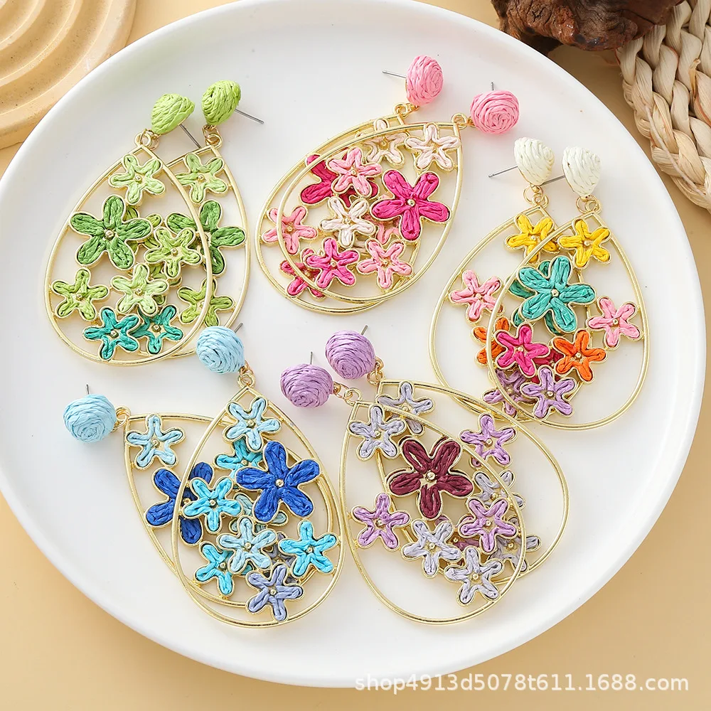 European and American Fashion Statement Earrings: Raffia Small Flower Women's New Stud Earrings and Drop Earrings Jewellery