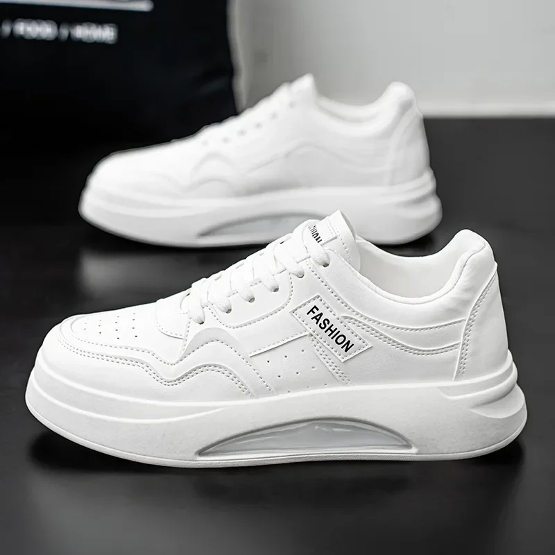 Новая дышащая мужская обувь 2025 года, корейская версия всех спортивных повседневных туфель, износостойкие нескользящие маленькие белые туфли