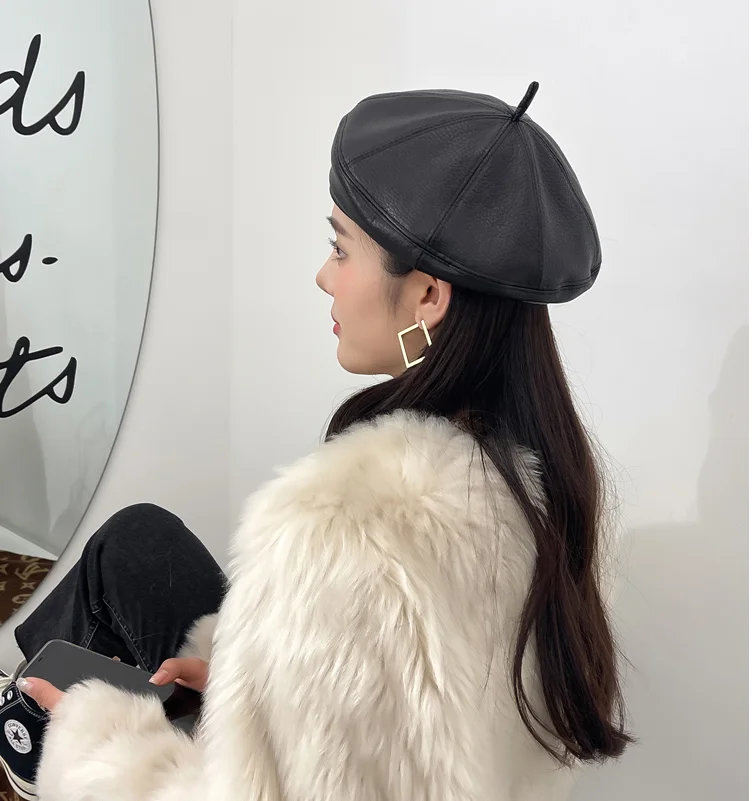 2022 neue Mode Lammfell Frauen Winter Britischen Echtes Leder Maler Hut Weiblichen Retro Motorhaube Schwarz Kürbis hut Baskenmütze – Detail 6