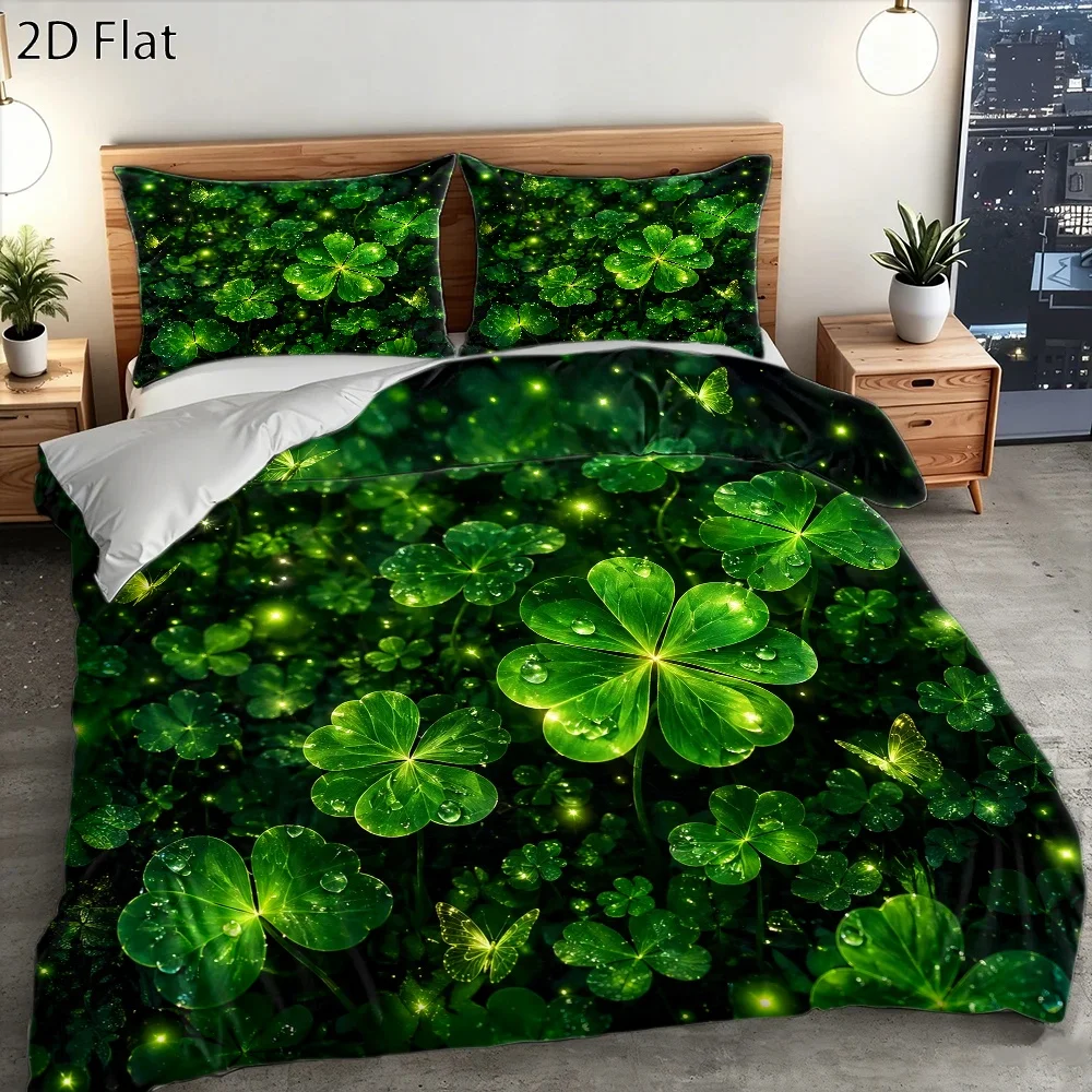 3Pc Lucky Clover Quilt Cover Set, Three-Piece Bedding Set (1*Quilt Cover + 2*Pillowcases), Suitable for All Seasons, Machine Washable, Invisible Zipper Design, Suitable for Home, Dormitory, Master Bedroom, Guest Room, Large Double Bed Cover, Fresh Natural Green Plant Style, with Dewdrop Butterfly Glow, Comfortable and Skin-Friendly Bedding, Creates a Cozy Sleep Atmosphere, Bedroom Bedding Set